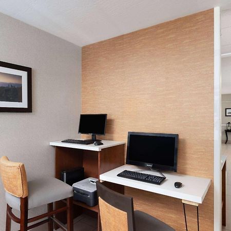 Hotel La Quinta By Wyndham Bakersfield North Exteriér fotografie